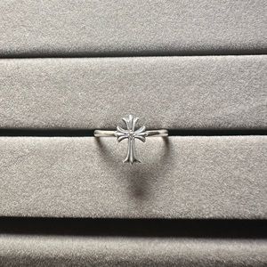 chrome hearts diamond bubble gum ring size 6 🖤